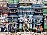 Madurai. Temples, pilgrims and colour. 